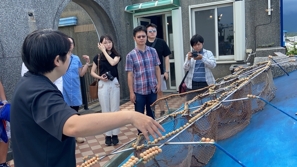 師生深入場域，了解友善魚法-花蓮海岸定置漁網