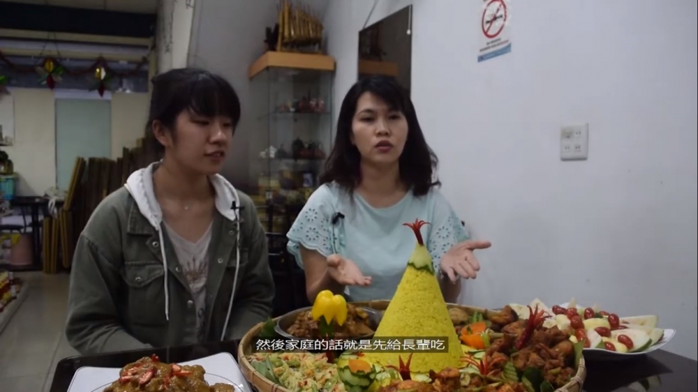 東南亞美食地圖─實際影片呈現，由學生與新住民共同介紹，展現文化交流